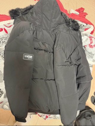 Piumino invernale Mcknzie con cappuccio