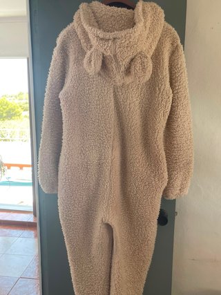 Pijama entero beige con orejas
