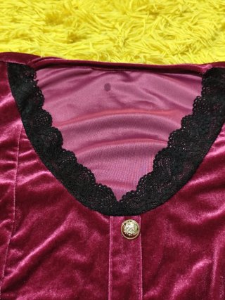 Vestido Gótico Victoriano Granate Terciopelo Negro