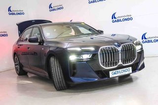 BMW i7 eDrive50 M Sport **Techo panorámico**