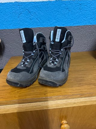 Botas de montaña Quechua mujer
