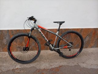 Bicicleta Focus 29 Gris/Naranja