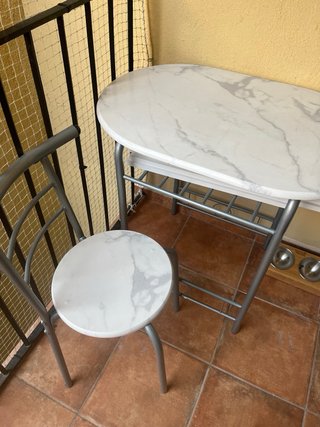 Mesa y 2 Sillas Exterior Mármol ÚLTIMA SEMANA