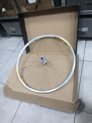 Rueda delantera Mavic Crossland 26