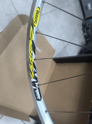 Rueda delantera Mavic Crossland 26