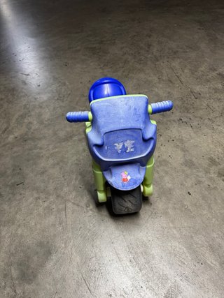 Moto correpasillos infantil azul