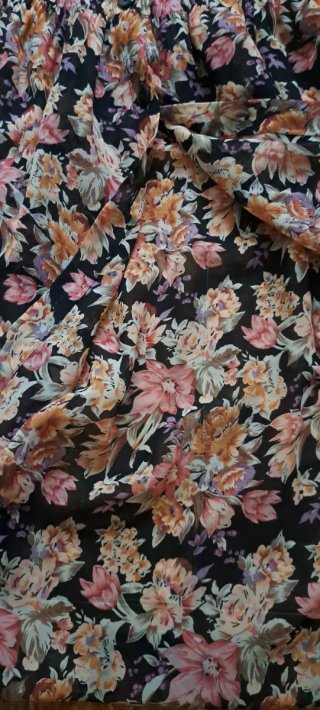Falda floral