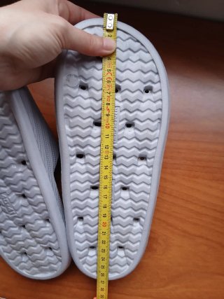 Chanclas OOFOS grises