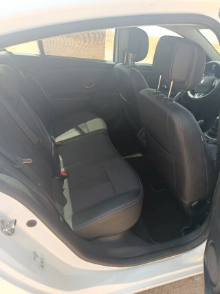 Renault Fluence 2012