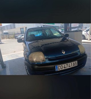 Renault Clio 1.5 azul