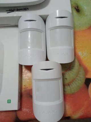 Ajax Hub 2g, Keypad Jeweller y 3 Sensores