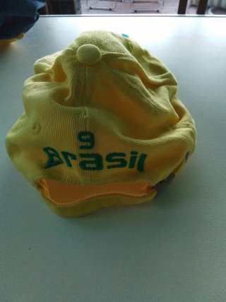 Gorra Adidas Brasil Amarilla