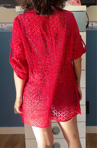 Chaqueta calada roja