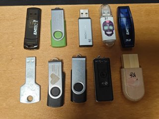 Lote 10 Pendrives USB 2GB-32GB