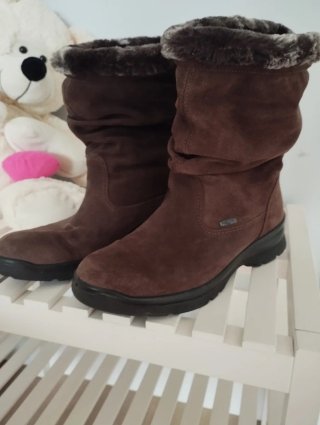 Botas de agua marrones con forro de pelo