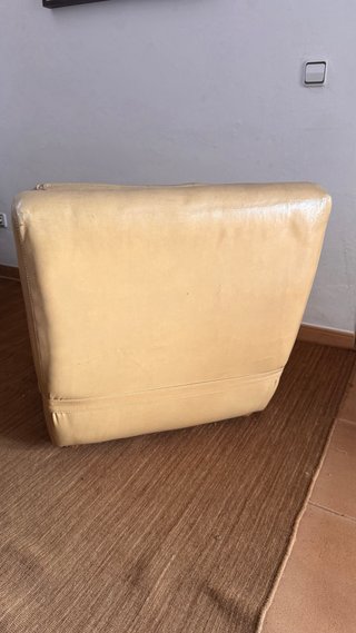 Butaca piel vintage beige