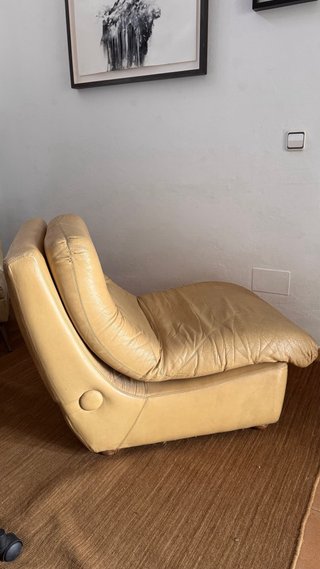Butaca piel vintage beige
