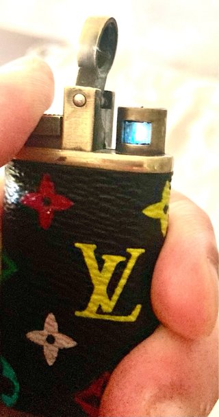 Accendino Louis Vuitton Monogram Nero