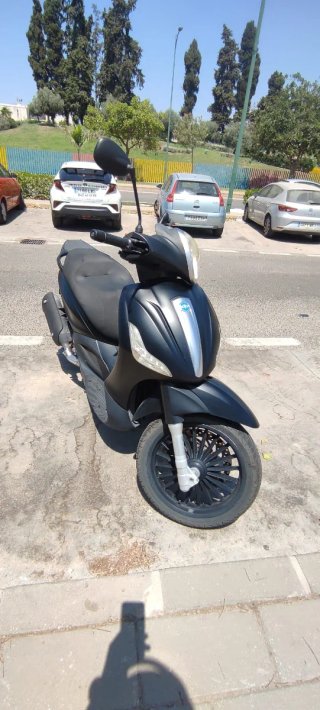 Moto Scooter Negra