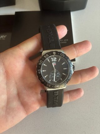Reloj TAG Heuer Formula 1 Grande Date WAU1110