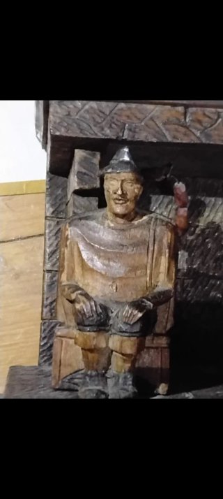 ANTIGUA tienda embutidos madera con cajón secteto