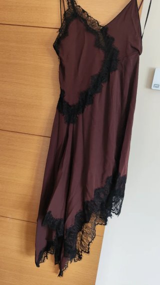 Vestido Zara encaje asimétrico M