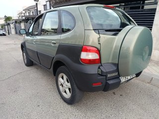 4X4 RENAULT SCENIC 2.0 16 123000KLM ETIQUETA B