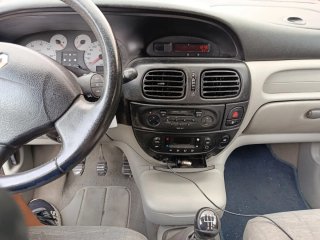 4X4 RENAULT SCENIC 2.0 16 123000KLM ETIQUETA B