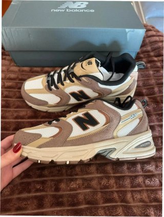 New Balance 530 Talla 43 Marrón Beige