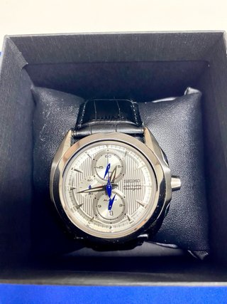 Reloj Seiko Arctura Cronógrafo Plata Negro