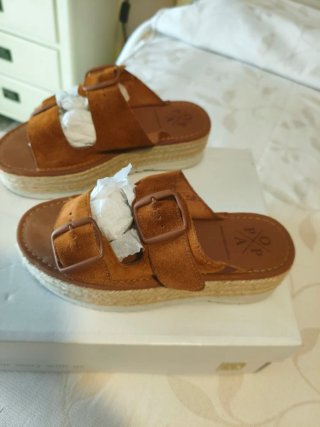 Sandalias POPA serraje plataforma