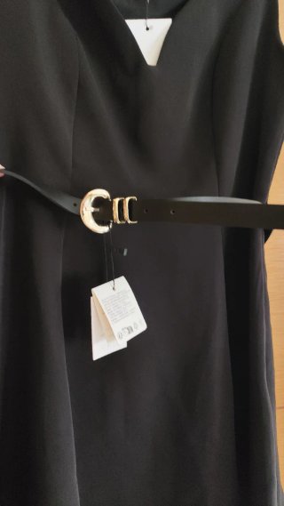 Vestido negro mini con cinturón M Zara