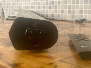 Barra de Sonido 1byone Negra y Gris
