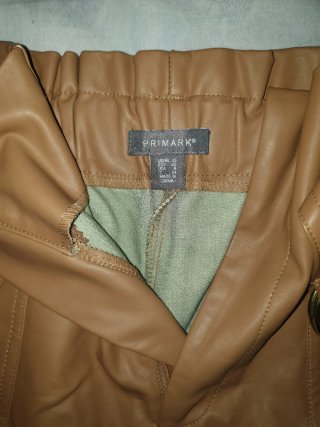 Shorts de mujer color cuero