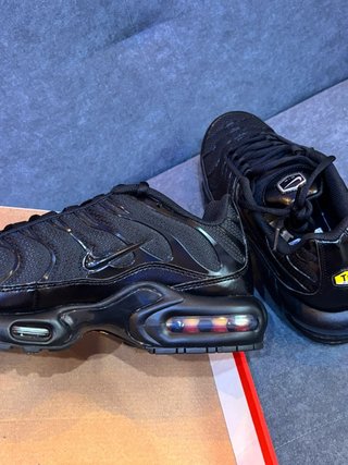 Nike Air Max Plus Talla 38 Negro
