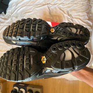 Nike Air Max Plus Talla 40 Negro