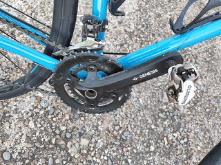 Genesis Croix de Fer 40 (2023) Azul