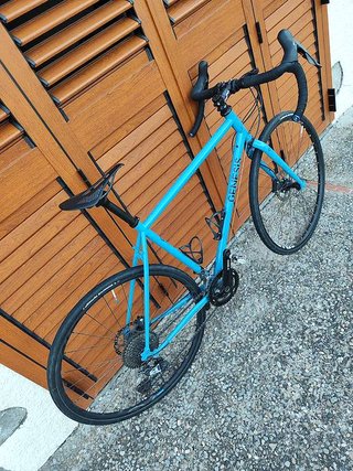 Genesis Croix de Fer 40 (2023) Azul
