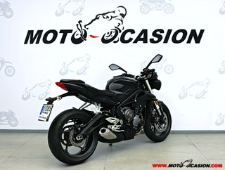 TRIUMPH STREET TRIPLE 660 S -A2-
