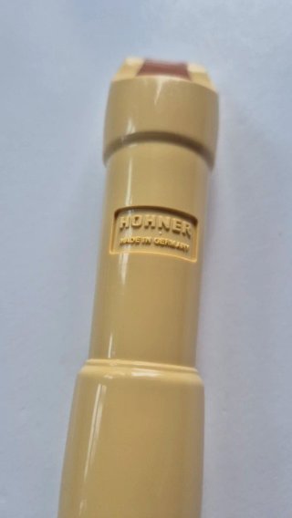 Flauta Hohner con portaflautas