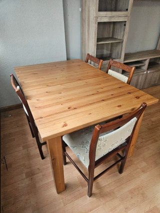 Mesa comedor extensible de madera