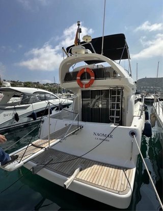 Embarcación Astondoa 394