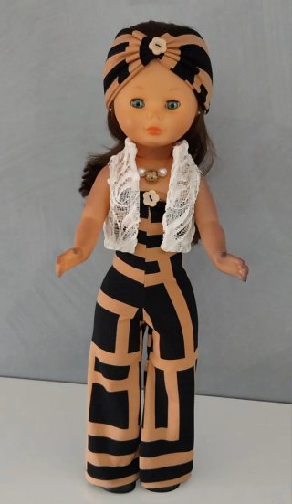 Nancy Ropa Conjunto Mono y Chaleco