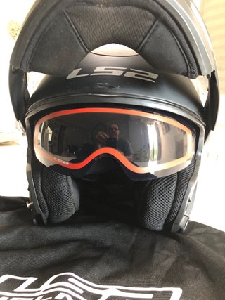 Casco Moto LS2 Negro con Bolsa