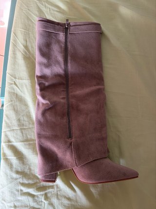 Botas altas marrones con hebilla