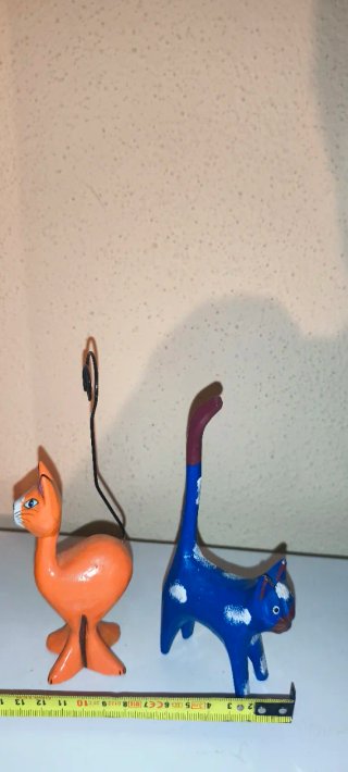Coppia Gatti Legno Dipinti a Mano