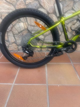 2 Bicicletas Ghost Kato 24 una Plata otra Verde.