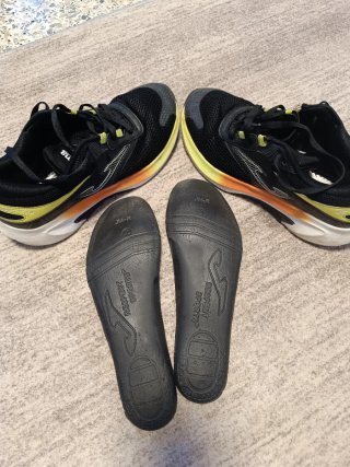Zapatillas Joma Active Negras y Amarillas