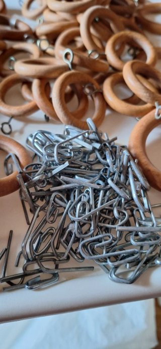 Anillas y ganchos para cortinas madera y metal