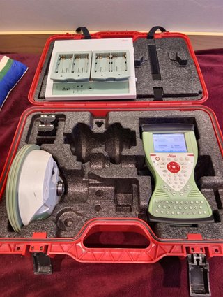 Leica GS12 GPS + Controladora CS15